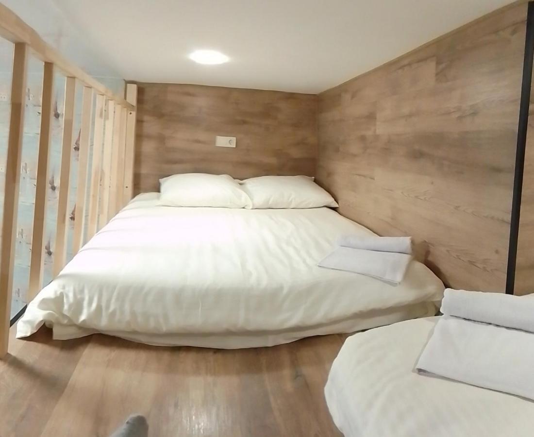 Hostel Voyage Kiev Extérieur photo